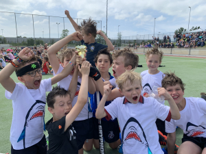JE6 en invallers winnen Beestenboel toernooi JE6 en invallers winnen Beestenboel toernooi