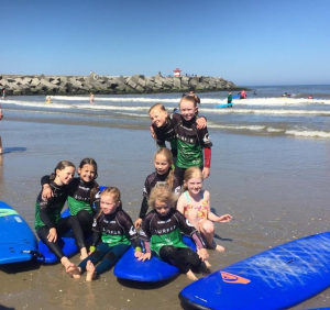 ME16 surfgirls ME16 surfgirls